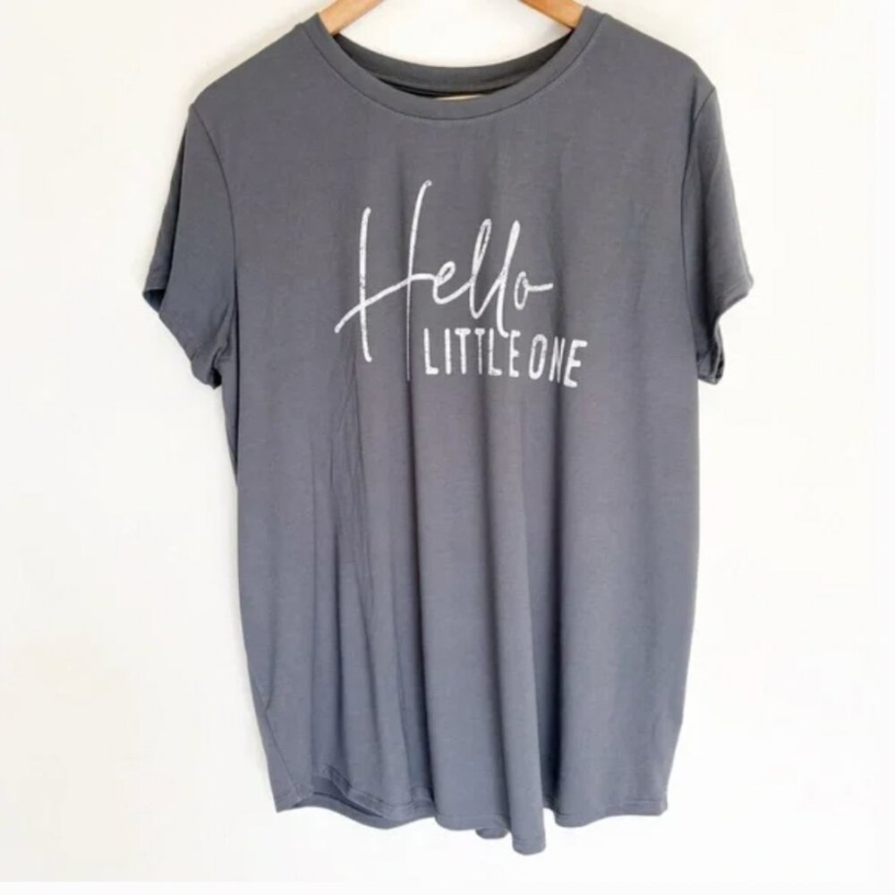 NWT Isabel Maternity by Ingrid & Isabel Gray Top – “Hello Little One” Spellout - Picture 2 of 7